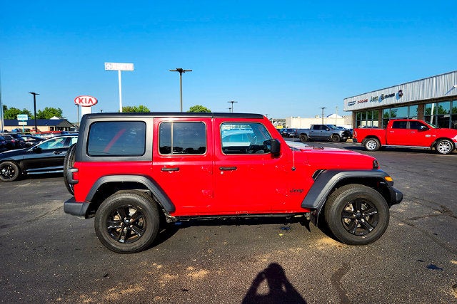 2023 Jeep Wrangler 4-Door Sport Altitude