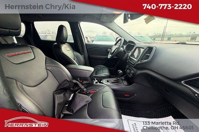 2022 Jeep Cherokee Trailhawk