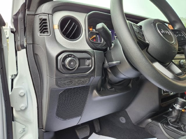 2027 Jeep Wrangler WRANGLER 2-DOOR SPORT