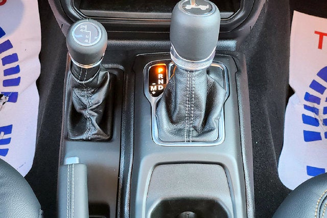 2027 Jeep Wrangler WRANGLER 4-DOOR SAHARA