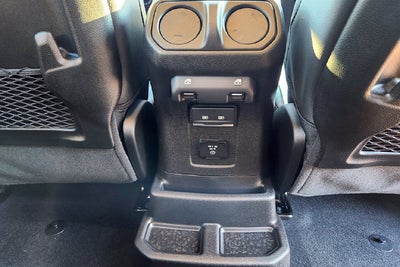 2027 Jeep Wrangler WRANGLER 4-DOOR SAHARA