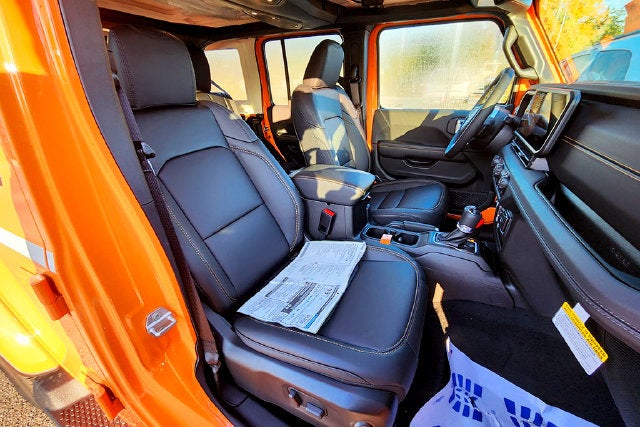 2027 Jeep Wrangler WRANGLER 4-DOOR SAHARA
