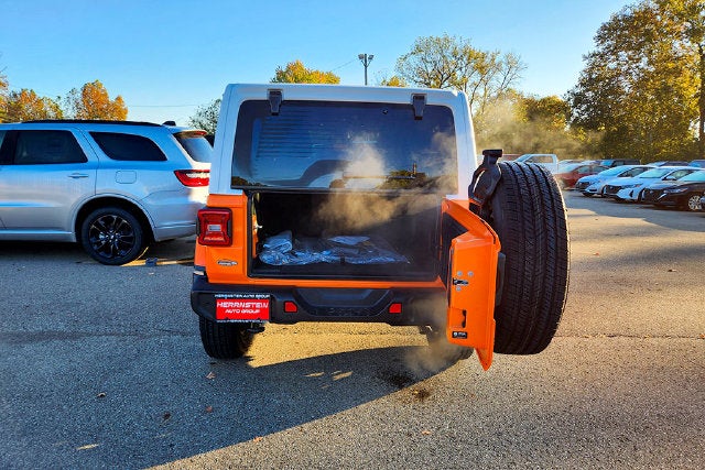2027 Jeep Wrangler WRANGLER 4-DOOR SAHARA