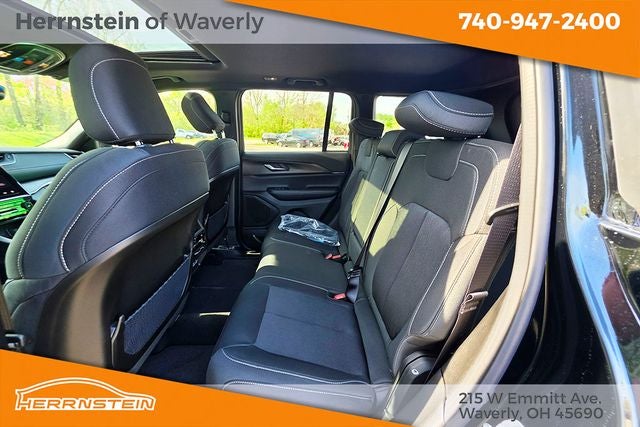 2026 Jeep Grand Cherokee GRAND CHEROKEE LAREDO X 4X4