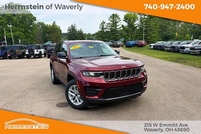 2023 Jeep Grand Cherokee Laredo 4x4