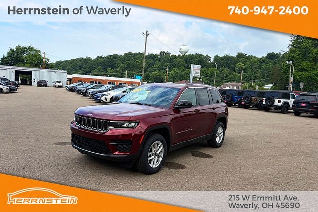 2023 Jeep Grand Cherokee Laredo 4x4