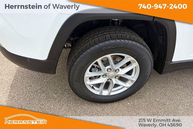 2026 Jeep Grand Cherokee GRAND CHEROKEE LAREDO 4X4