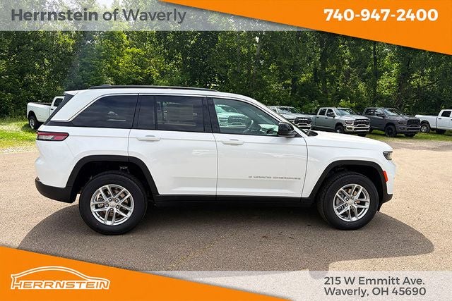 2026 Jeep Grand Cherokee GRAND CHEROKEE LAREDO 4X4