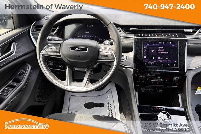 2026 Jeep Grand Cherokee GRAND CHEROKEE LAREDO 4X4