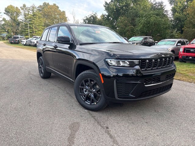 2027 Jeep Grand Cherokee GRAND CHEROKEE LAREDO ALTITUDE 4X4
