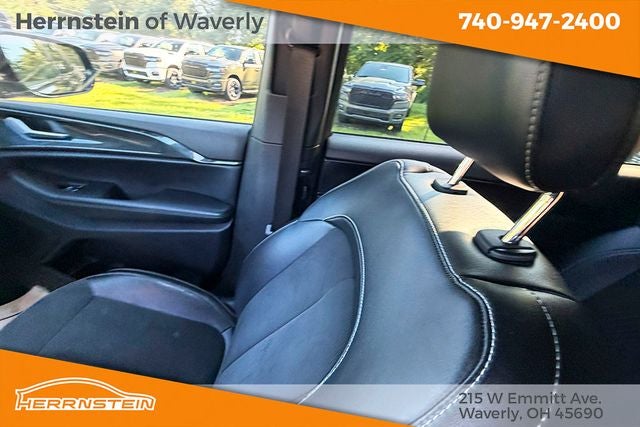 2023 Jeep Grand Cherokee L Altitude 4x4