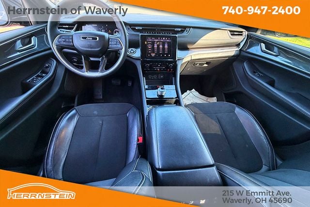 2023 Jeep Grand Cherokee L Altitude 4x4