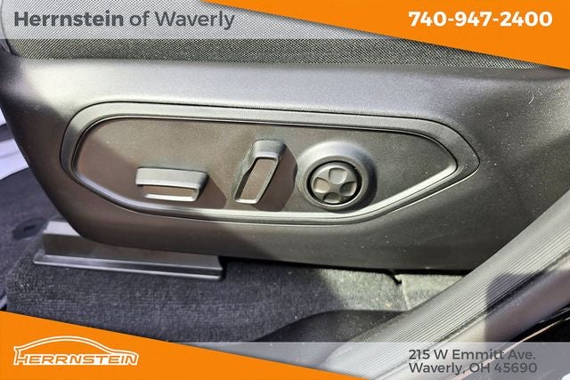 2025 Jeep Grand Cherokee GRAND CHEROKEE L LAREDO 4X4