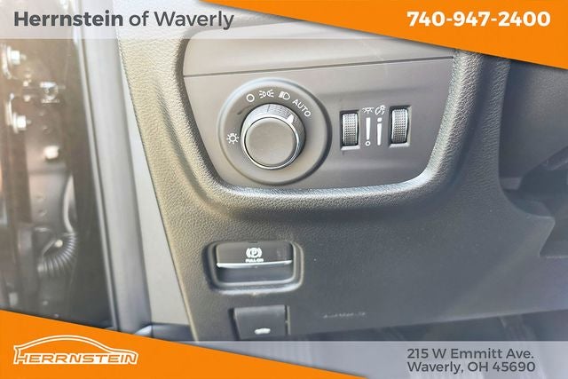 2025 Jeep Grand Cherokee GRAND CHEROKEE L LAREDO 4X4