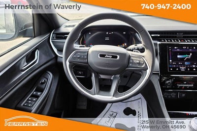 2025 Jeep Grand Cherokee GRAND CHEROKEE L LAREDO 4X4