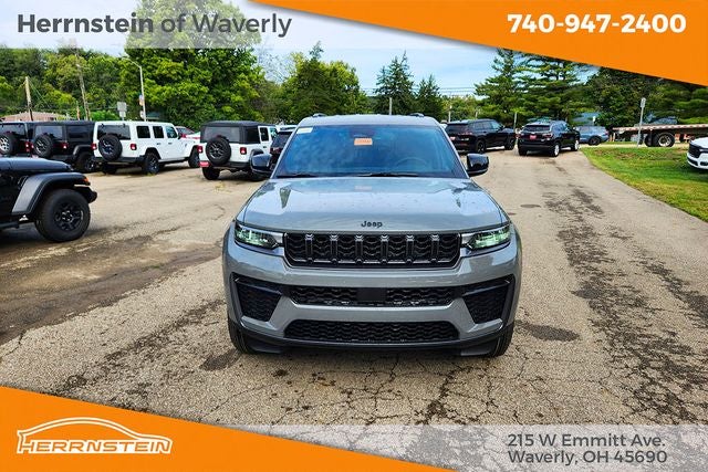 2027 Jeep Grand Cherokee GRAND CHEROKEE L LAREDO ALTITUDE 4X4