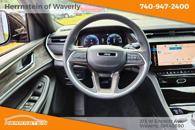 2027 Jeep Grand Cherokee GRAND CHEROKEE L LAREDO ALTITUDE 4X4