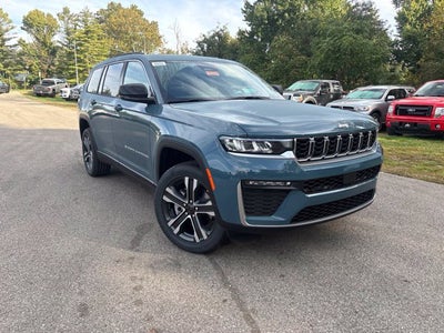 2027 Jeep Grand Cherokee GRAND CHEROKEE L LIMITED 4X4