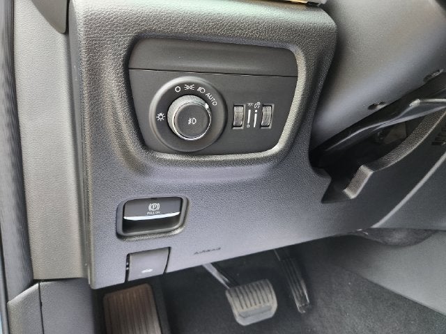 2027 Jeep Grand Cherokee GRAND CHEROKEE L LIMITED 4X4