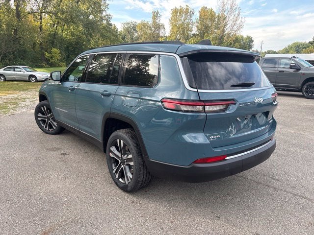 2027 Jeep Grand Cherokee GRAND CHEROKEE L LIMITED 4X4