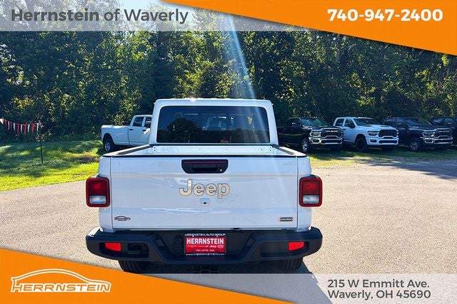 2022 Jeep Gladiator Overland 4x4