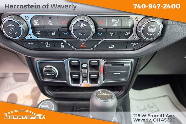 2026 Jeep Gladiator GLADIATOR SAHARA 4X4