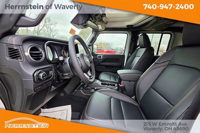 2026 Jeep Gladiator GLADIATOR SAHARA 4X4