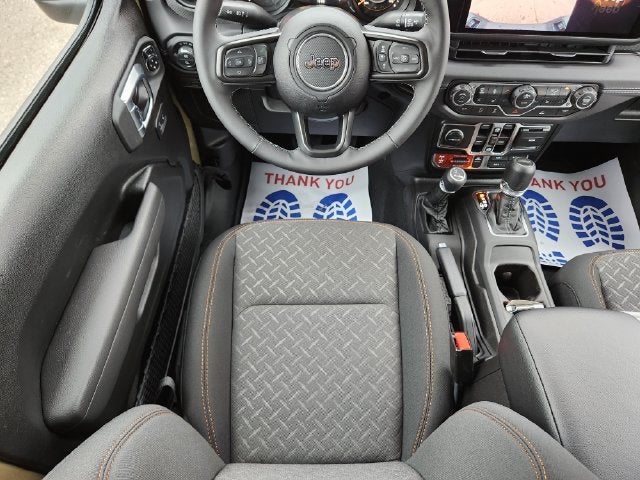 2027 Jeep Gladiator GLADIATOR MOJAVE 4X4