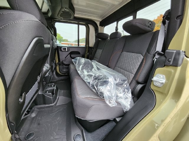 2027 Jeep Gladiator GLADIATOR MOJAVE 4X4