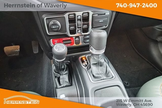 2025 Jeep Gladiator GLADIATOR MOJAVE 4X4