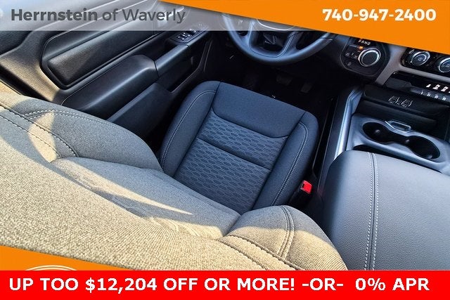 2025 RAM 1500 Tradesman Crew Cab 4x4 5'7' Box