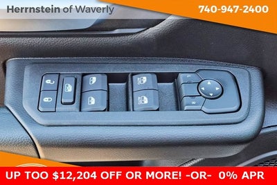 2025 RAM 1500 Tradesman Crew Cab 4x4 5'7' Box