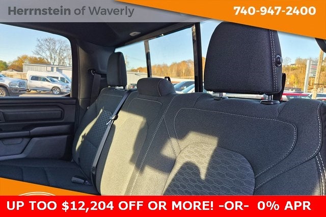 2025 RAM 1500 Tradesman Crew Cab 4x4 5'7' Box