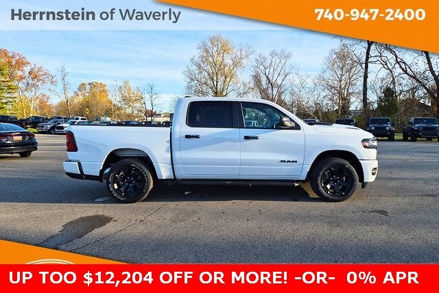 2025 RAM 1500 Tradesman Crew Cab 4x4 5'7' Box