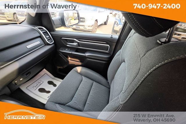 2022 RAM 1500 Big Horn Crew Cab 4x4 5'7' Box