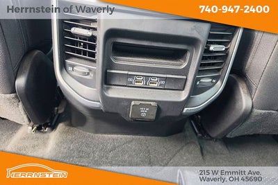 2022 RAM 1500 Big Horn Crew Cab 4x4 5'7' Box