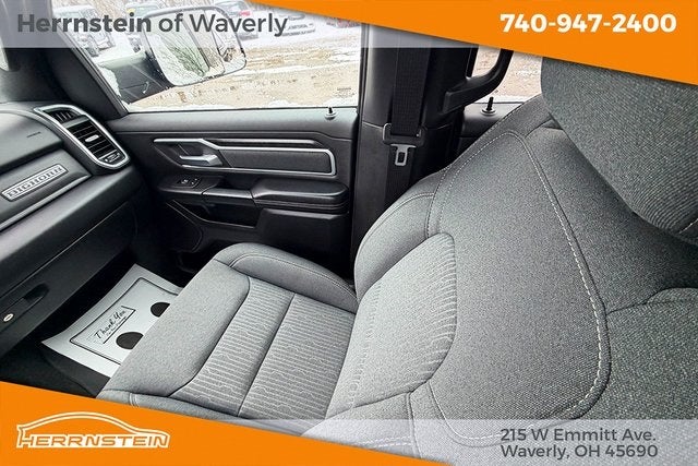 2022 RAM 1500 Big Horn Crew Cab 4x4 5'7' Box