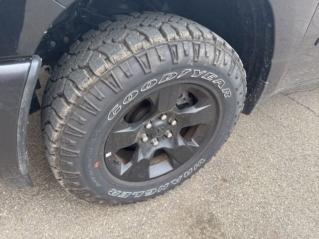 2025 RAM 1500 Warlock Crew Cab 4x4 5'7' Box