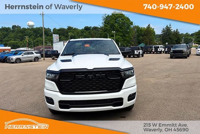 2026 RAM Ram 1500 RAM 1500 EXPRESS CREW CAB 4X4 5'7' BOX