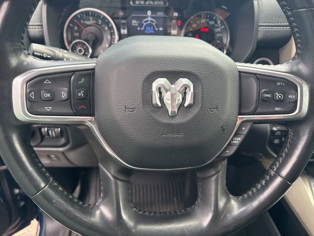 2022 RAM 1500 Laramie Crew Cab 4x4 5'7' Box