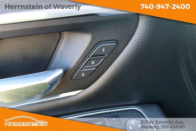 2022 RAM 1500 Laramie Crew Cab 4x4 5'7' Box