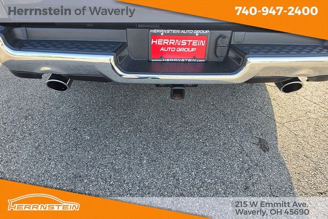 2022 RAM 1500 Laramie Crew Cab 4x4 5'7' Box