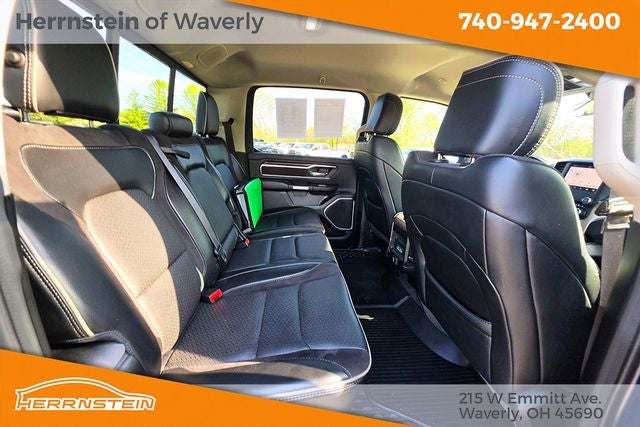 2022 RAM 1500 Laramie Crew Cab 4x4 5'7' Box