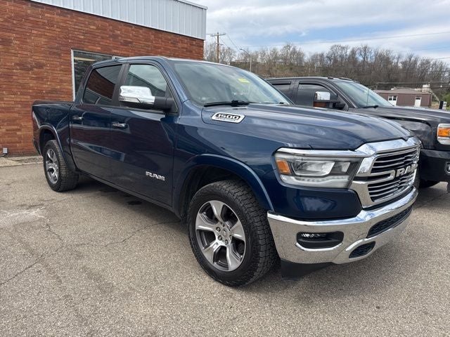 2022 RAM 1500 Laramie Crew Cab 4x4 5'7' Box