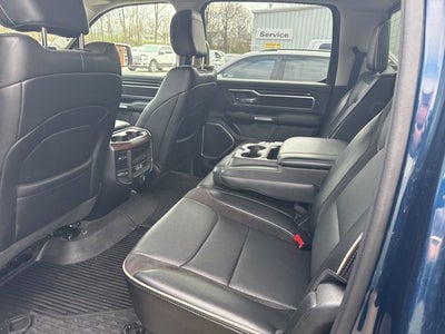 2022 RAM 1500 Laramie Crew Cab 4x4 5'7' Box