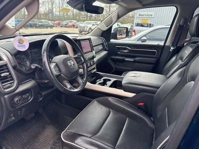 2022 RAM 1500 Laramie Crew Cab 4x4 5'7' Box