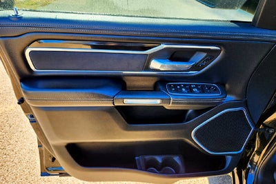2021 RAM 1500 Laramie Crew Cab 4x4 5'7' Box