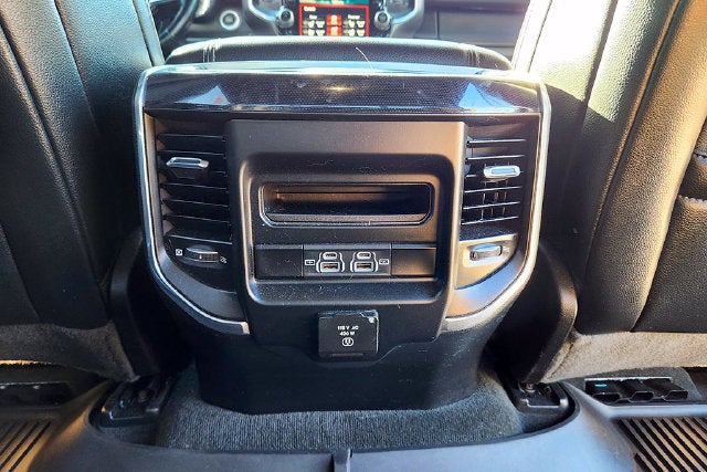 2021 RAM 1500 Laramie Crew Cab 4x4 5'7' Box