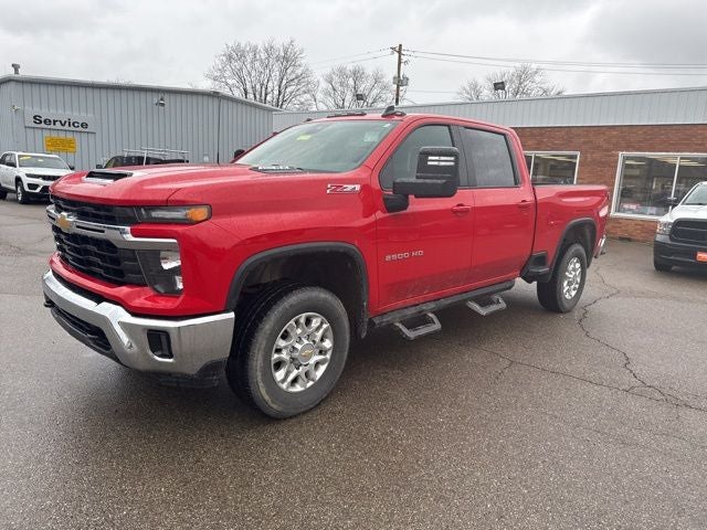 2024 Chevrolet Silverado 2500HD 4WD Crew Cab Standard Bed LT