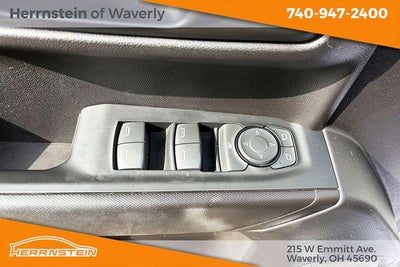 2023 Chevrolet Silverado 1500 4WD Crew Cab Short Bed Custom